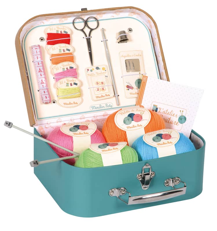 Suitcase - Sewing & Knitting Set - Recreational Activity